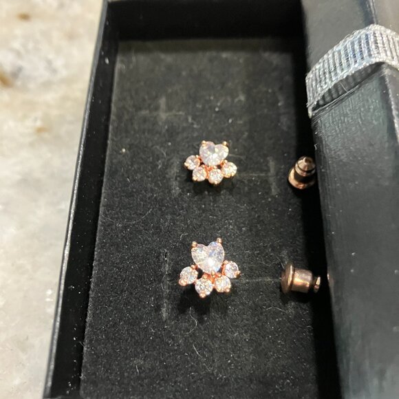 Dazzling "Paws" Earrings in Rose Gold Earrings NWOT - Picture 1 of 2